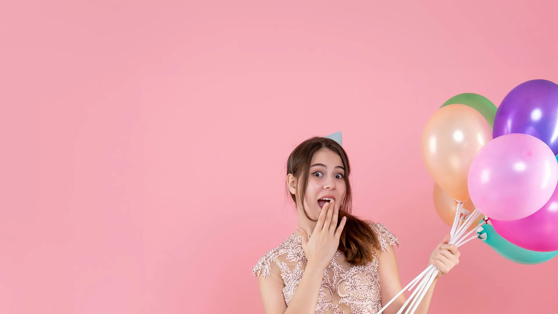 Detalles, barra de snacks y servicios para fiestas Ámbar